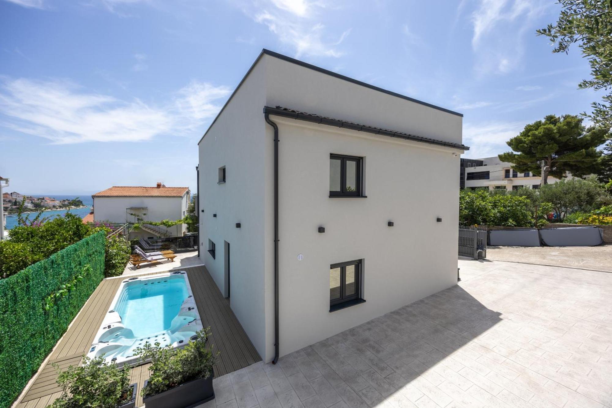Roma Sauna And Hydrotherapy Pool *
